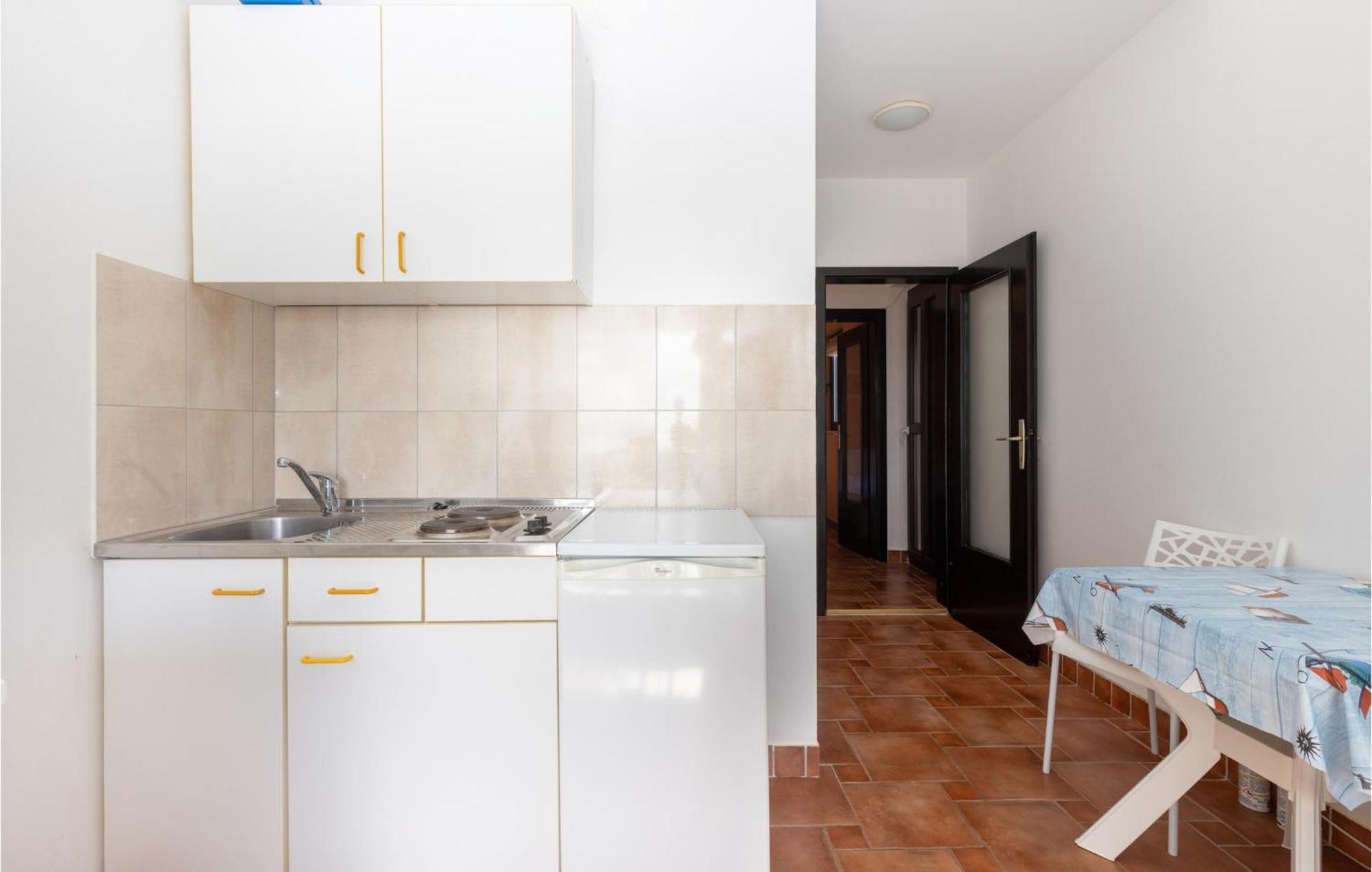 Nice Apartment In Jadranovo With Kitchen Dış mekan fotoğraf