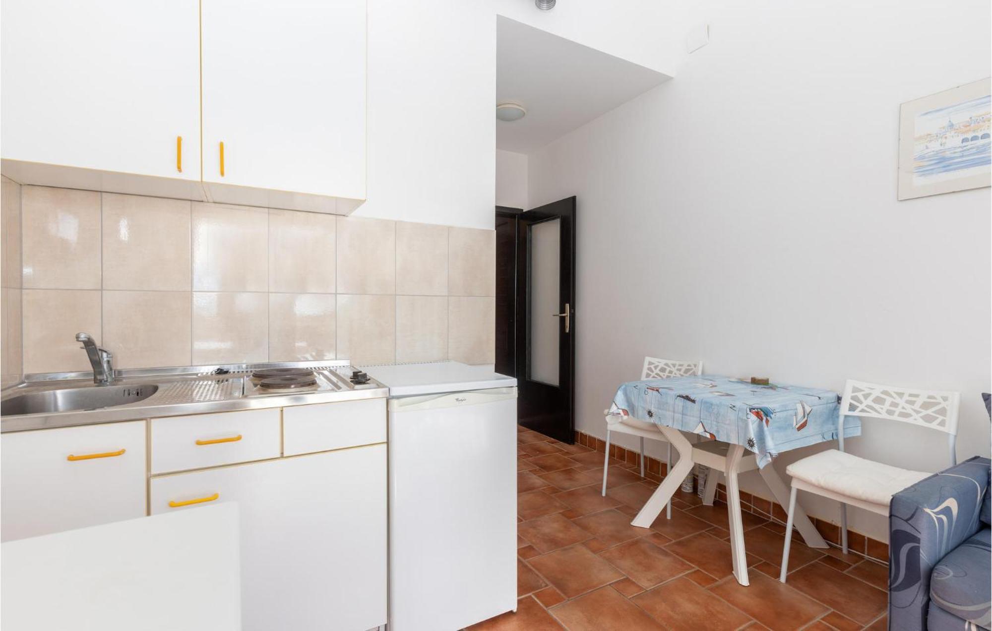 Nice Apartment In Jadranovo With Kitchen Dış mekan fotoğraf